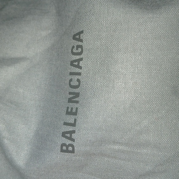 BALENCIAGA BELT size 80 - Picture 3 of 4